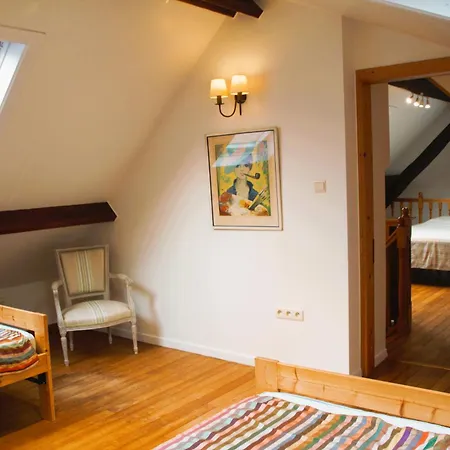 Refuge Bord De Meuse - Maas * Yvoir