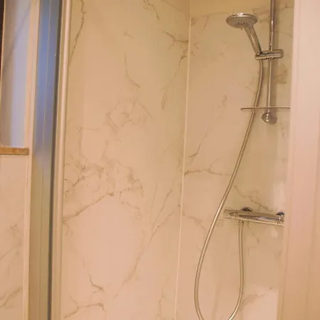 Holiday home Refuge Bord De Meuse - Maas Yvoir