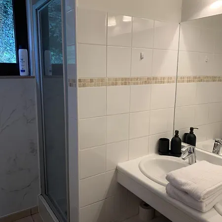 Refuge Bord De Meuse - Maas Yvoir