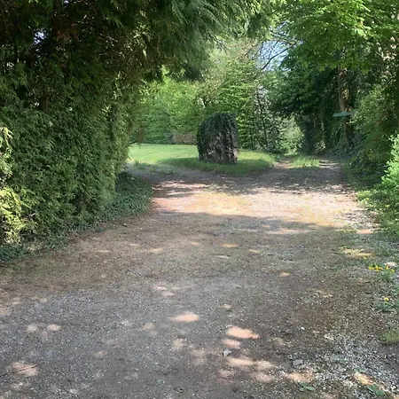 Refuge Bord De Meuse - Maas * Yvoir